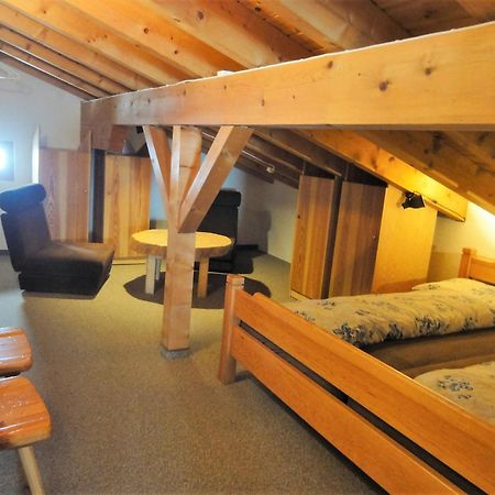 ヴァングスHaus Primula Pizolアパートメント エクステリア 写真